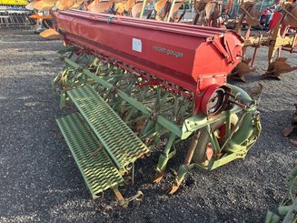 Semoir à grains Nodet GC 19 RANGS - 1