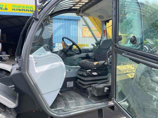 Chariot télescopique agricole New Holland TH 7.37 ELITE