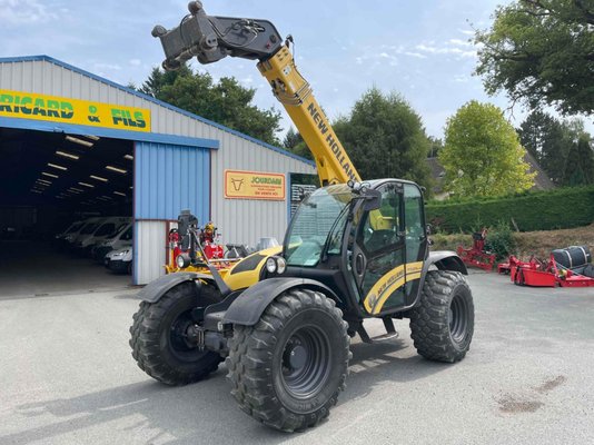 Chariot télescopique agricole New Holland TH 7.37 ELITE