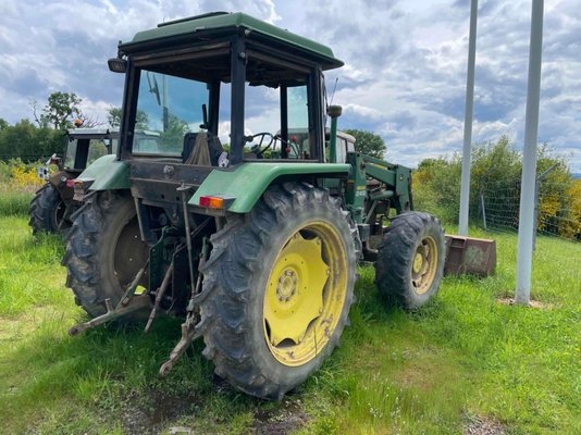 Tracteur agricole John Deere 2040S
