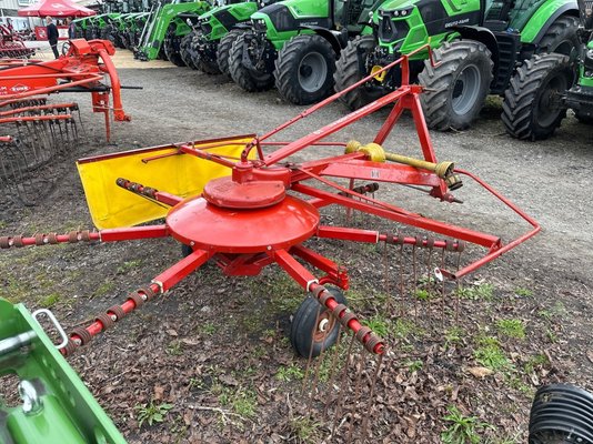 Andaineur Case IH N10