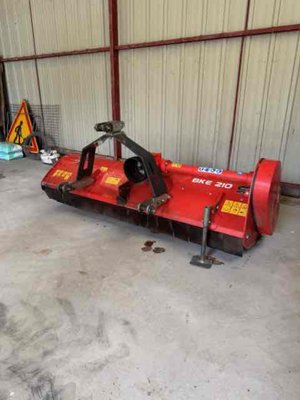 Broyeur à axe horizontal Kuhn BKE 210