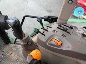 Tracteur agricole John Deere 5090M - 8