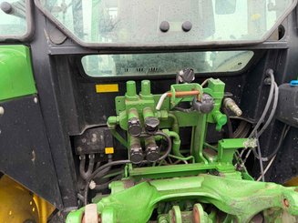 Tracteur agricole John Deere 5090M - 6