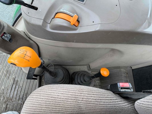 Tracteur agricole John Deere 5090M