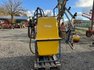 Pulvérisateur porté Caruelle Polyform 800 - 1