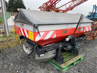 Distributeur d'engrais Kubota DSX-W2800 - 1