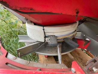 Distributeur d'engrais Kverneland EXACTA CL1100 - 3