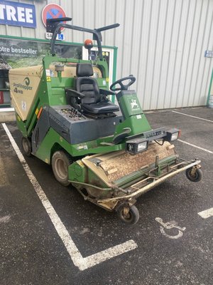 Tondeuse autoportée Amazone Profihopper 4WD