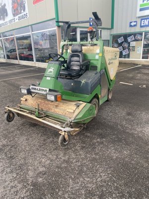 Tondeuse autoportée Amazone Profihopper 4WD