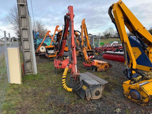 Épareuse Kuhn Agri Longer T4734M