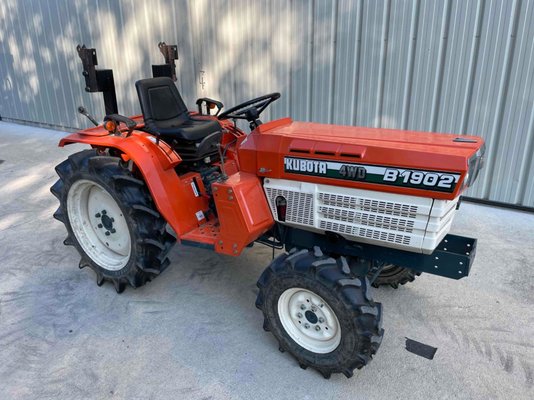 Micro tracteur - B1902