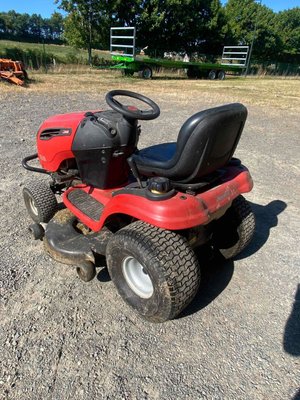 Tondeuse autoportée Jonsered LT2320A2