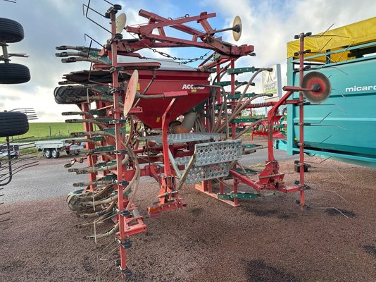 Semoir à grains Kverneland TSDRILL