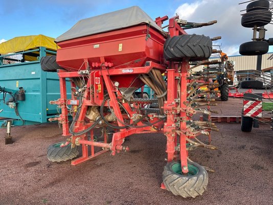 Semoir à grains Kverneland TSDRILL