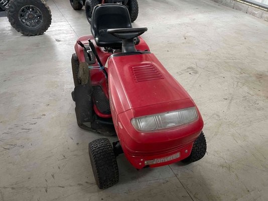 Tondeuse autoportée Jonsered LT16A