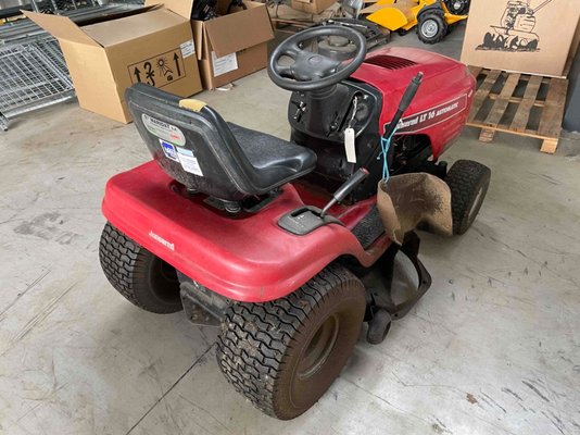 Tondeuse autoportée Jonsered LT16A