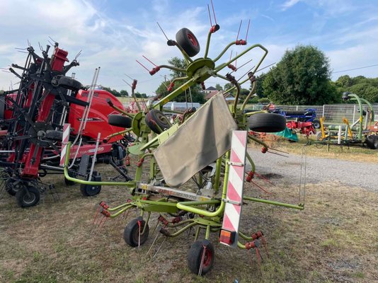 Faneur Claas Volto 770