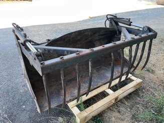 Godet multi-services Manip 1m70 - 1
