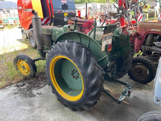 Tracteur agricole Vierzon 201