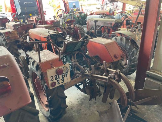 Tracteur agricole Vendeuvre B2B