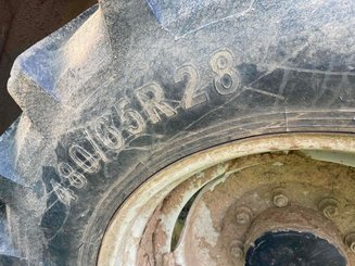 Tracteur agricole Valtra T 120 - 3