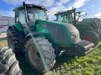 Tracteur agricole Valtra T 120 - 4