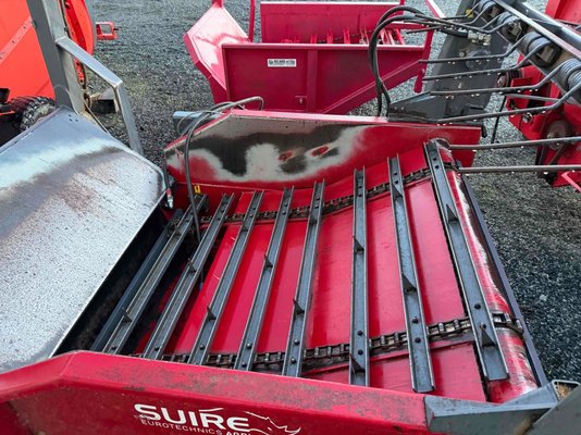 Dérouleuse de balle Suire dalm-p