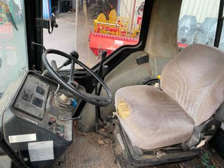 Tracteur agricole Case IH 845 xl plus - 6