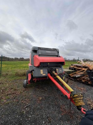 Presse à balles rondes Feraboli extreme lt 265