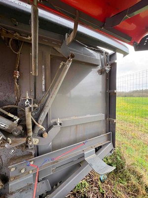 Presse à balles rondes Feraboli extreme lt 265