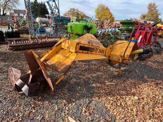 Cureuse de fossés Agram D2400