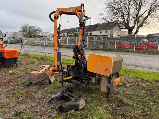 Épareuse - LYNX 2153 P