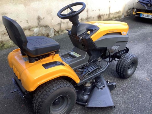Tondeuse autoportée Stiga TORNADO3098H