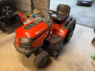Tondeuse autoportée Husqvarna TC138 - 1