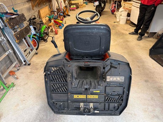 Tondeuse autoportée Husqvarna TC138