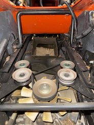 Tondeuse autoportée Husqvarna TC138 - 10