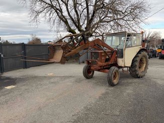 Tracteur agricole International 523 - 2