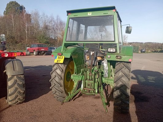 Tracteur agricole John Deere 2030