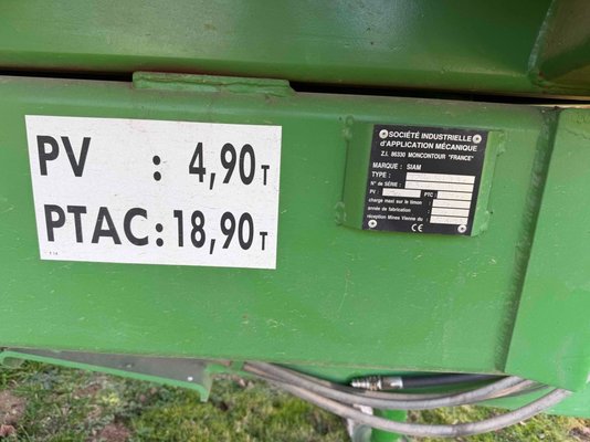 Benne agricole Gyrax BMX14