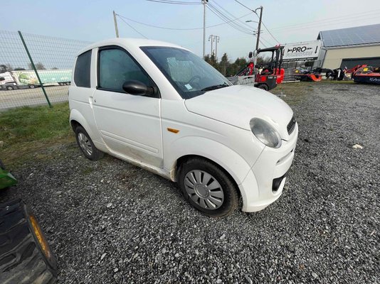Voiture sans permis Microcar MGO3-4DCI