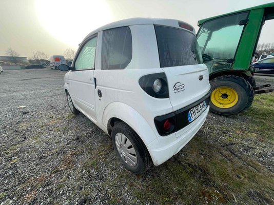 Voiture sans permis Microcar MGO3-4DCI